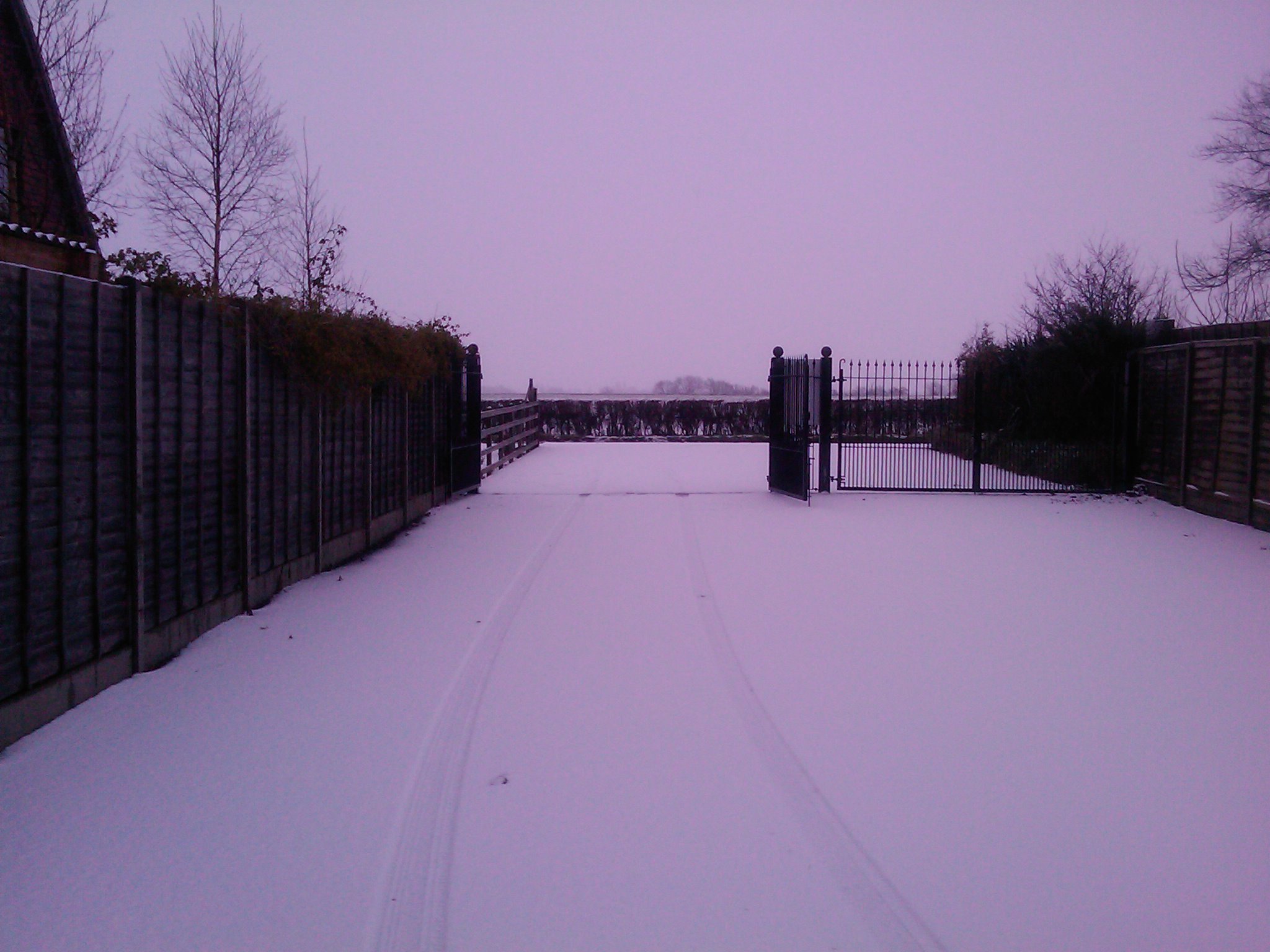 Snow near my office in Meppershall