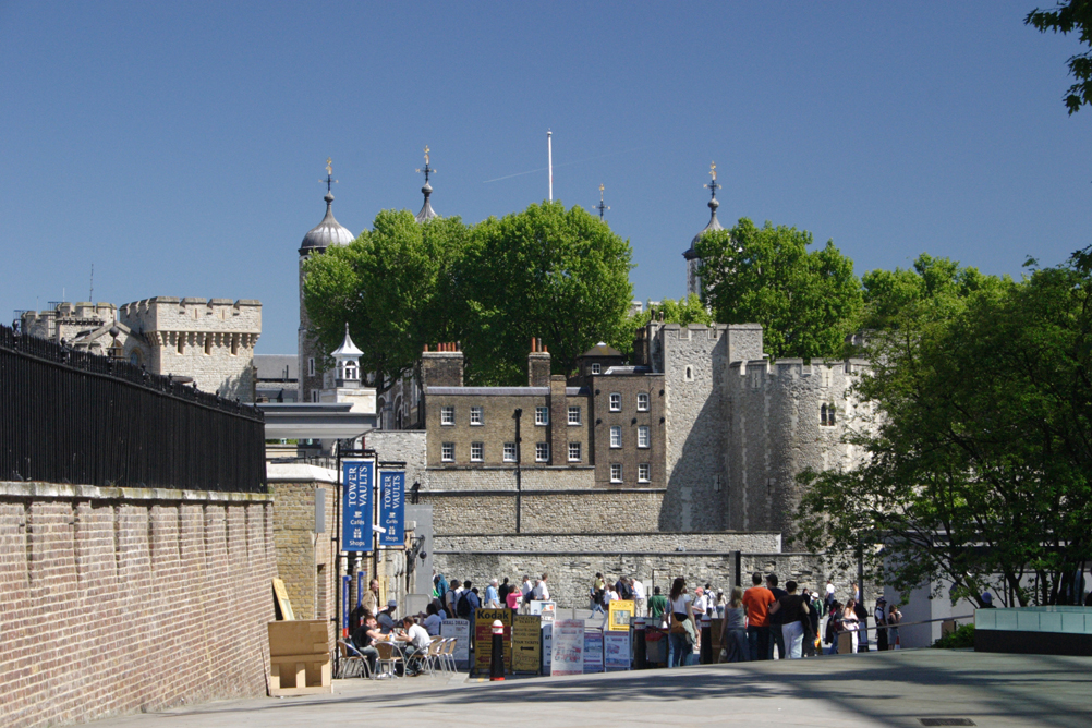 Tower of London as seen from Tower Hill.