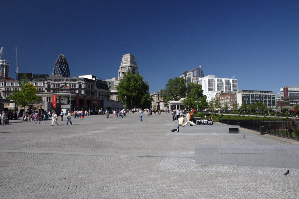 Tower Hill square looking towards the city.