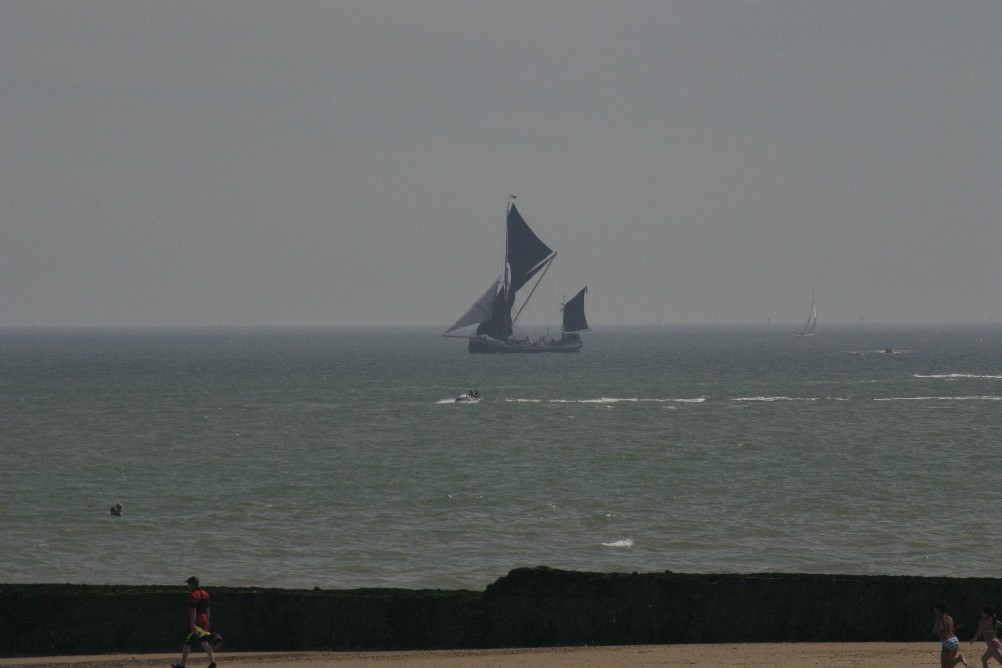 Schooner sailing close into the shore at Clacton-on-Sea